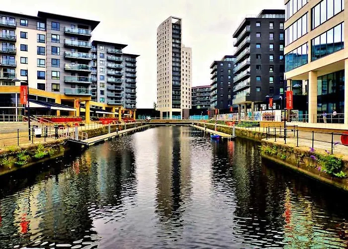 Rooshaus Leeds Docks