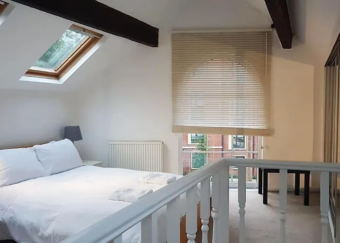Charming Cottage Central Leeds Close To Lgi