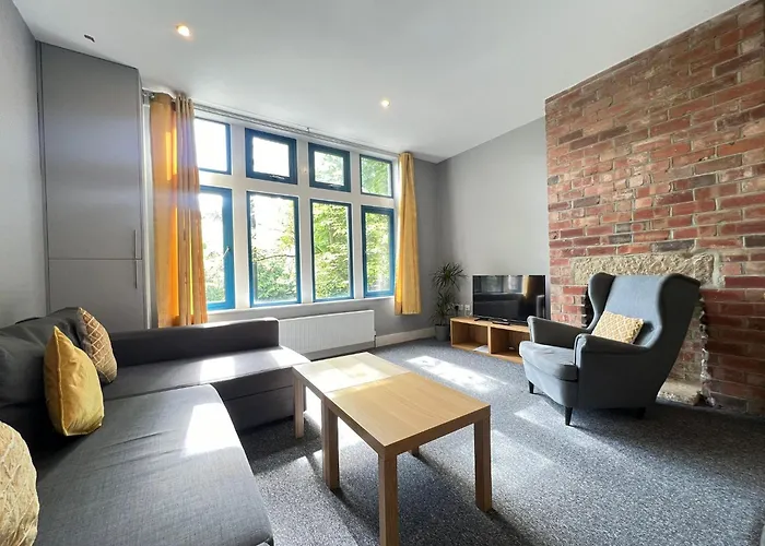 1 Bed Apt Close To Leeds Arena Sleeps Up To 4 People F3