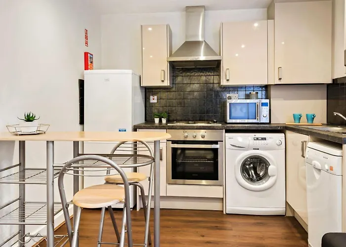 Grade 2 Listed Apartment In Leeds
