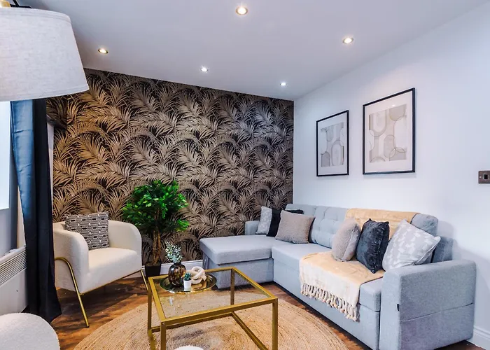 Boutique Central Leeds Gem