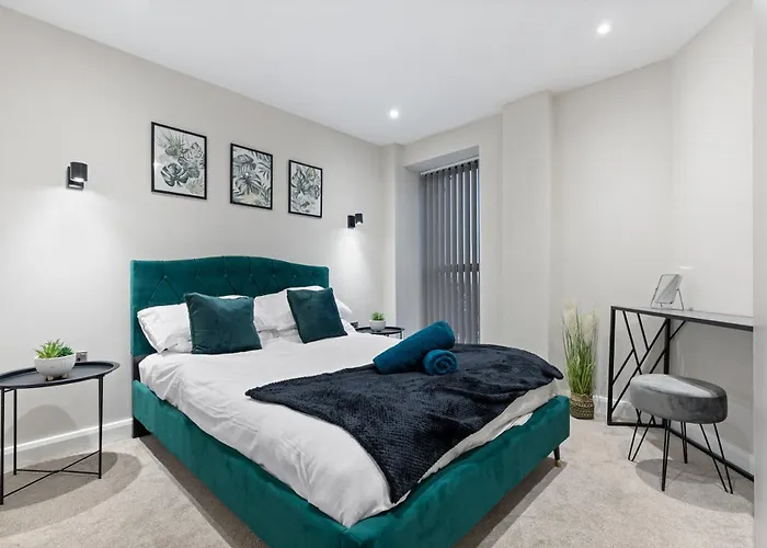 Modern 1Br Perfect Location!