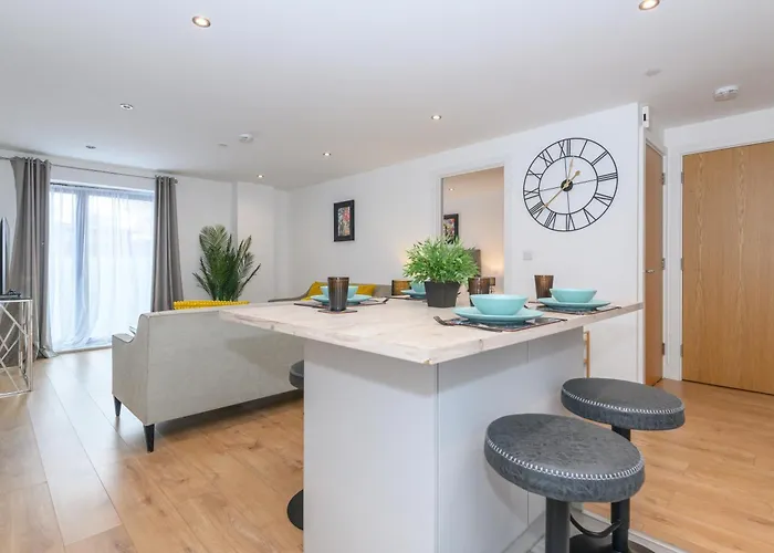 2-Bedroom With 2 En-Suite - Leeds City Centre With Underground Parking