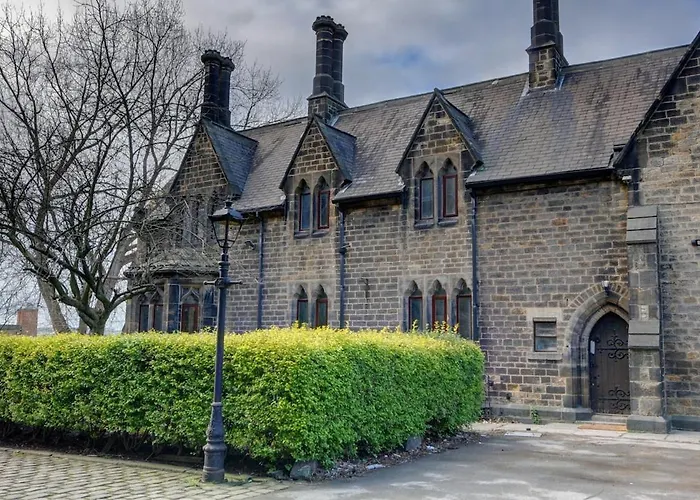 Homebird Property - The Vicarage