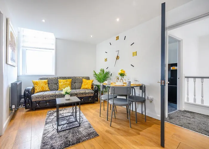 -Ra83- For Your Relaxed,Cosy Stay,Free Parking