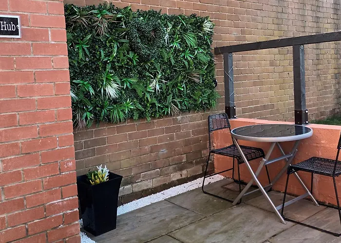 Le Hub - 1Br Apartment - Sleeps 2 - Wifi