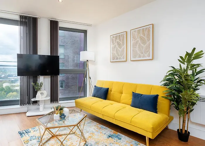Leeds Apartment-Juliet Balcony