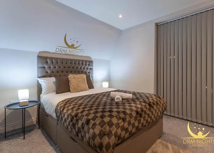 Luxury Apt I Long Stays Leeds City I Accommodate 4 Guest