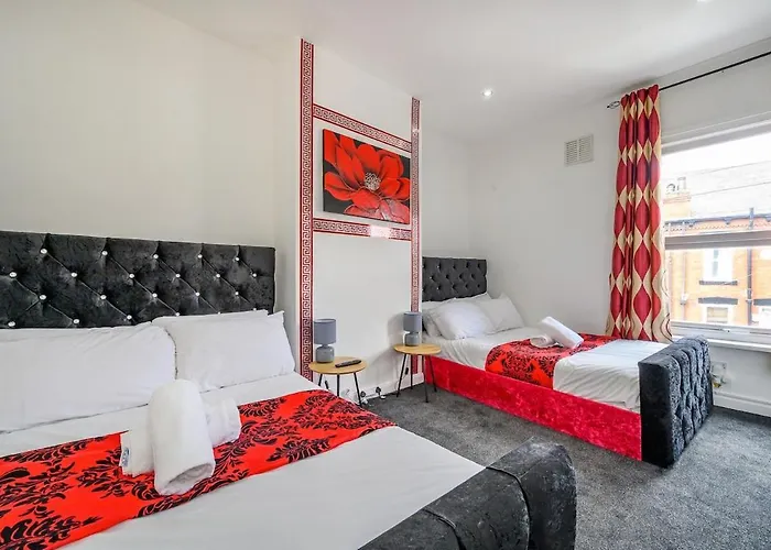 A23S For Your Most Relaxed & Cosy Stay With Free Parking And Wifi