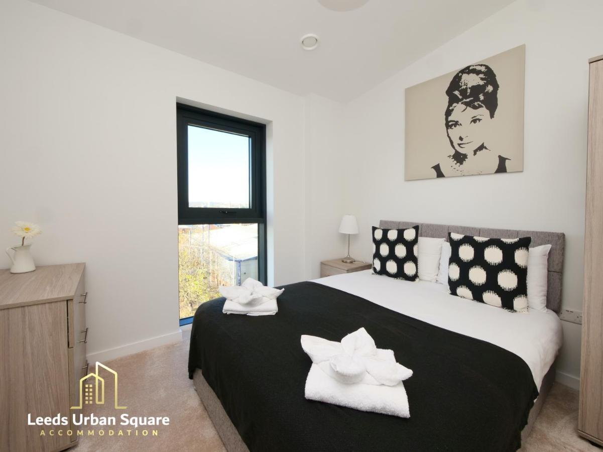 Leeds Urban - Victoria Riverside Apartment