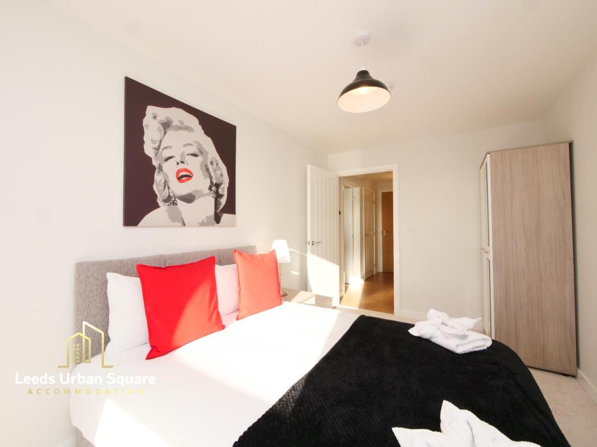 Leeds Urban - Victoria Riverside Apartment *
