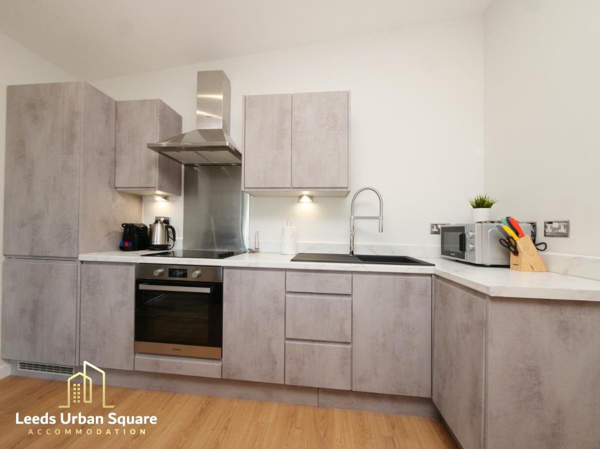 Leeds Urban - Victoria Riverside Apartment