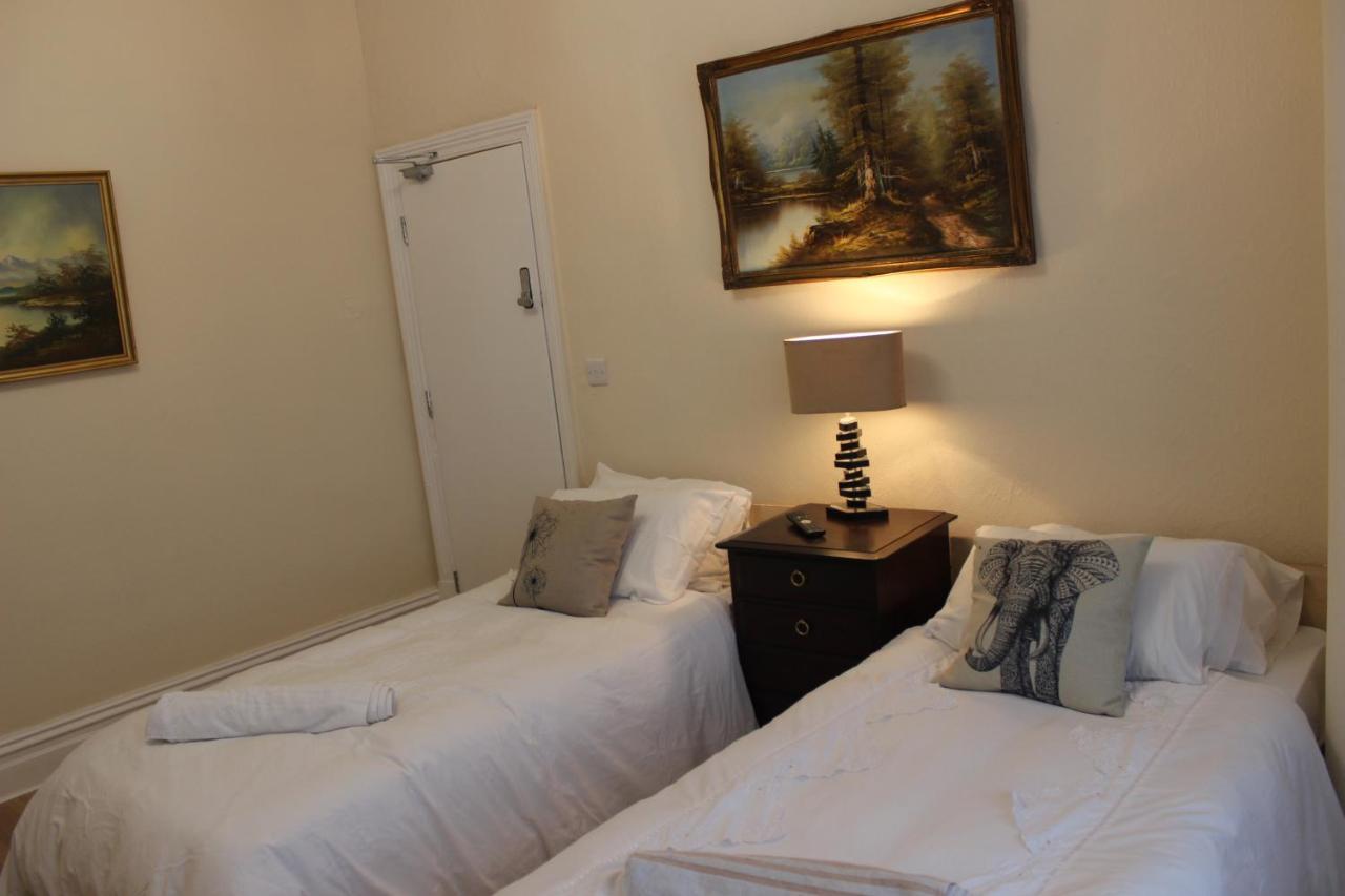 Advo Aparts Guest Leeds Guest house 2*
