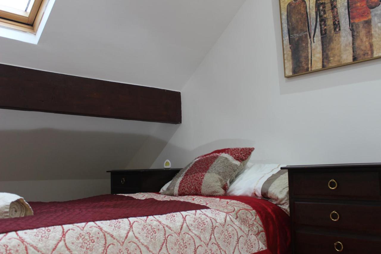 Advo Aparts Guest Leeds Guest house 2*