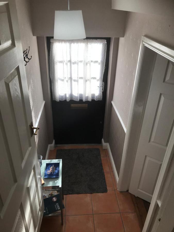 The Cottage, Cosy 2 Bedroom Pet Friendly Perfect For Contractors Free Secure Parking,cctv Holiday home