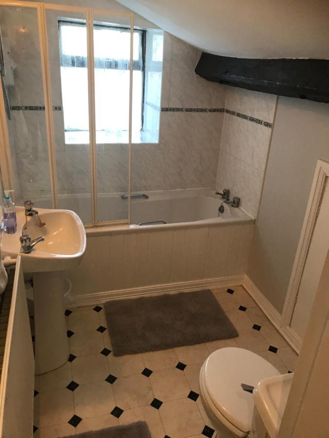 The Cottage, Cosy 2 Bedroom Pet Friendly Perfect For Contractors Free Secure Parking,cctv