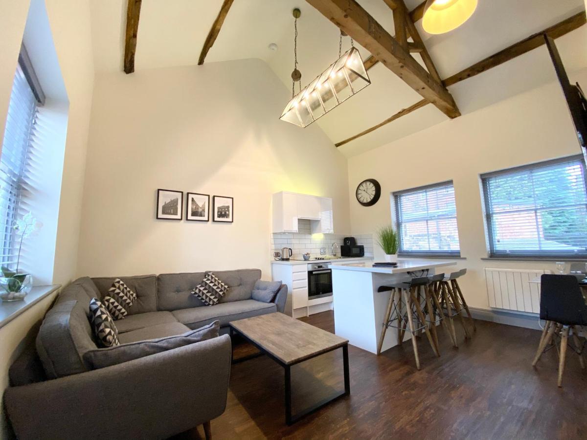 Apartment Loft At The Coach House *