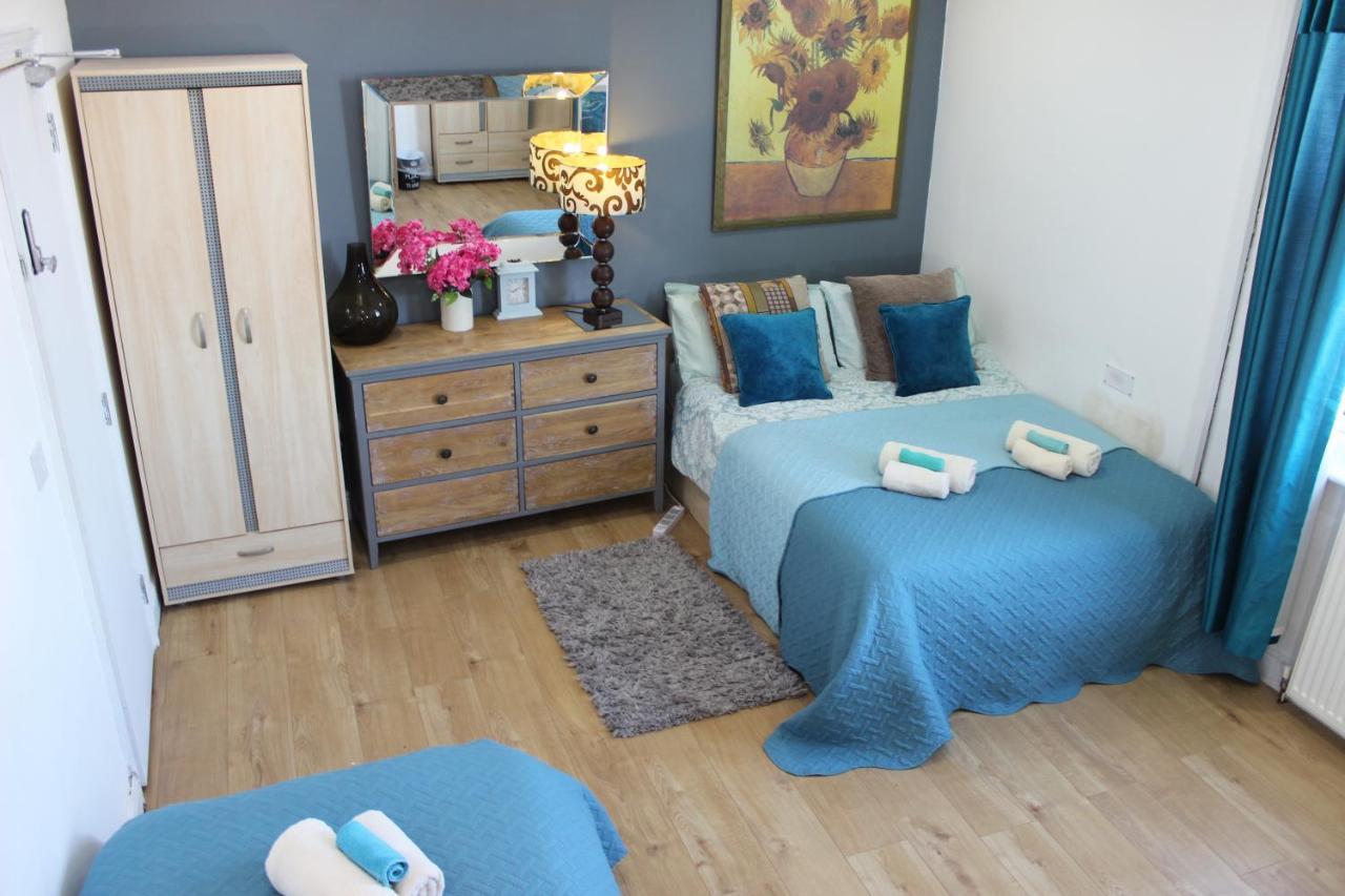 Guest house Advo Aparts Guest Leeds 2*