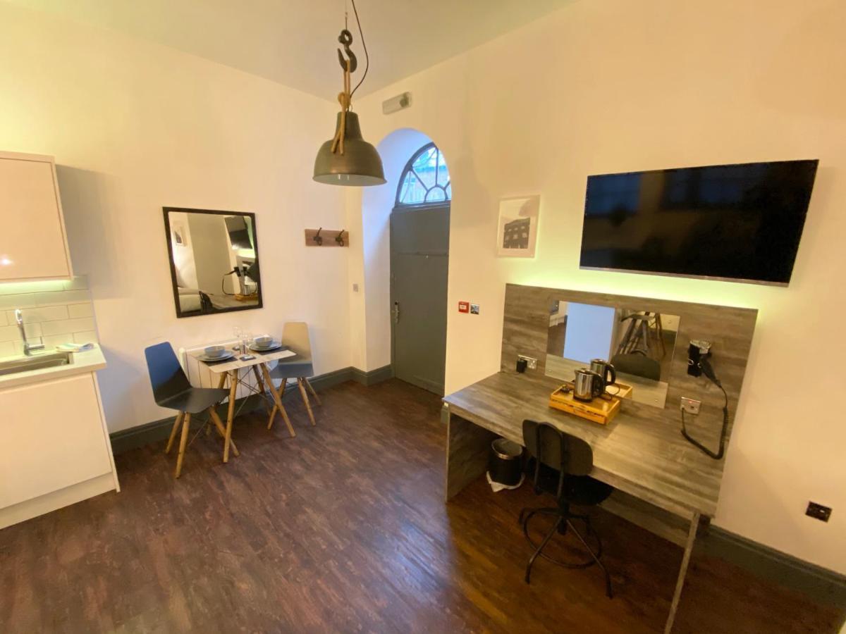 Apartment At The Coach House