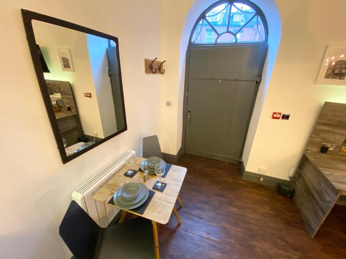 At The Coach House Apartment