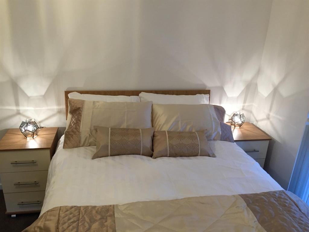 Live In Nazarene Apartment Leeds (West Yorkshire)