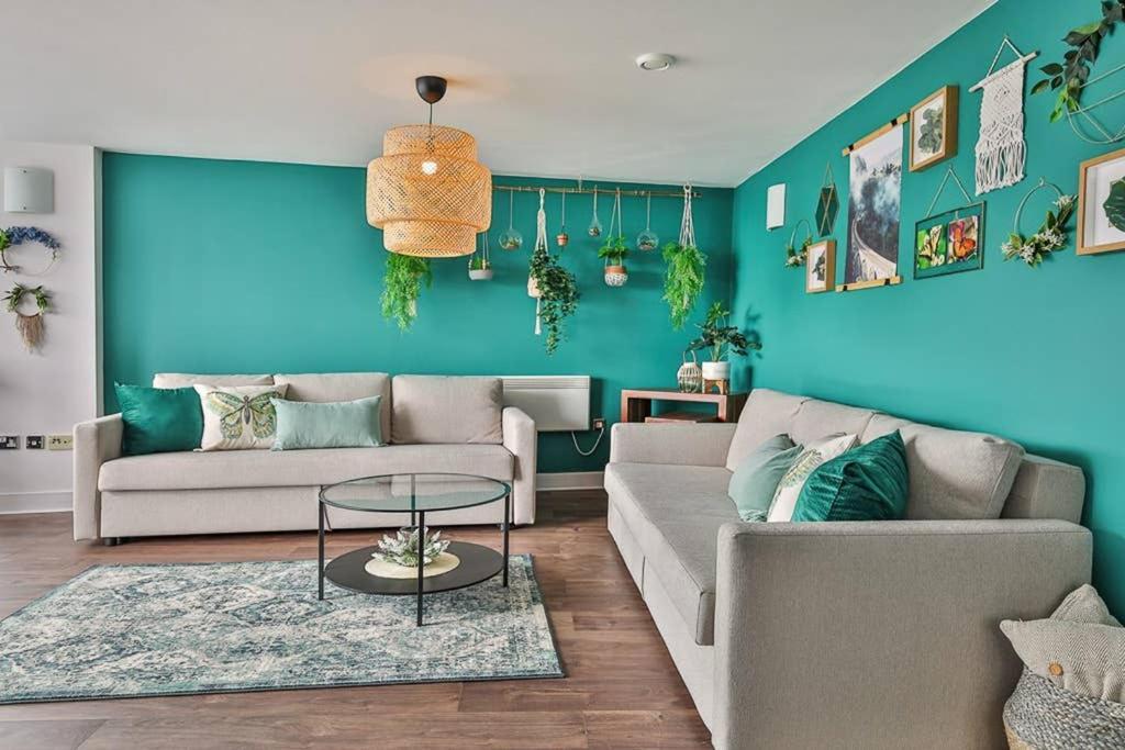 The Exclusive Gem Of Leeds - Sleeps 8 Apartment