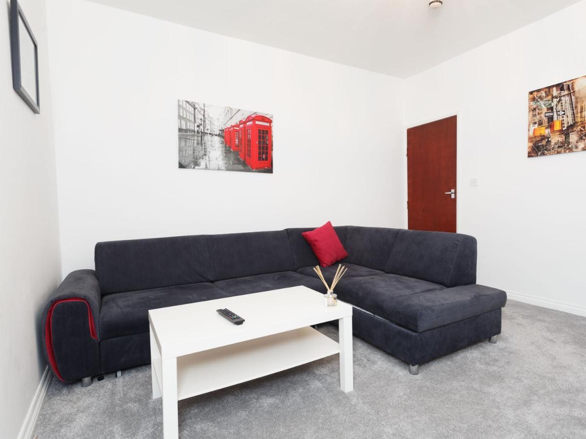 Ruth Apartment *