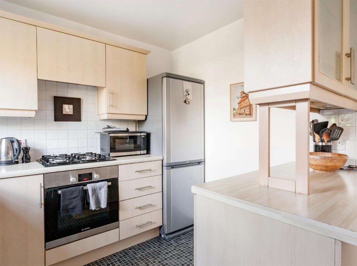 Holiday home Inspiring Near The Centre Of Leeds
