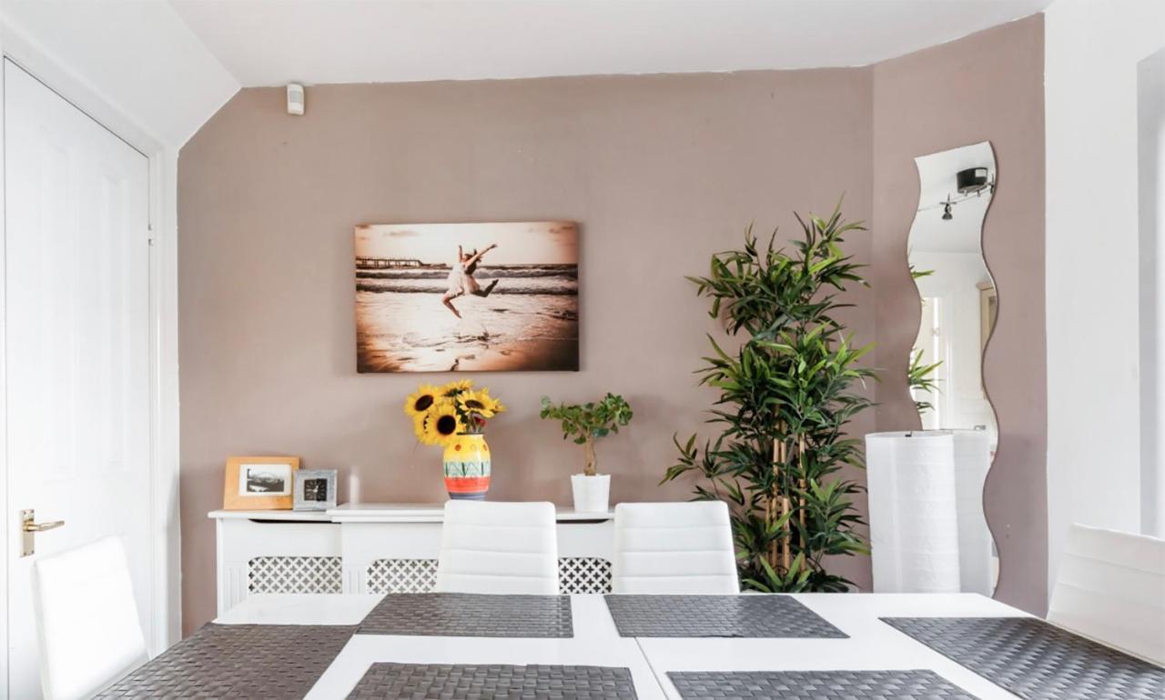 Holiday home Inspiring Near The Centre Of Leeds