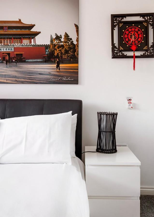 Holiday home Inspiring Near The Centre Of Leeds *