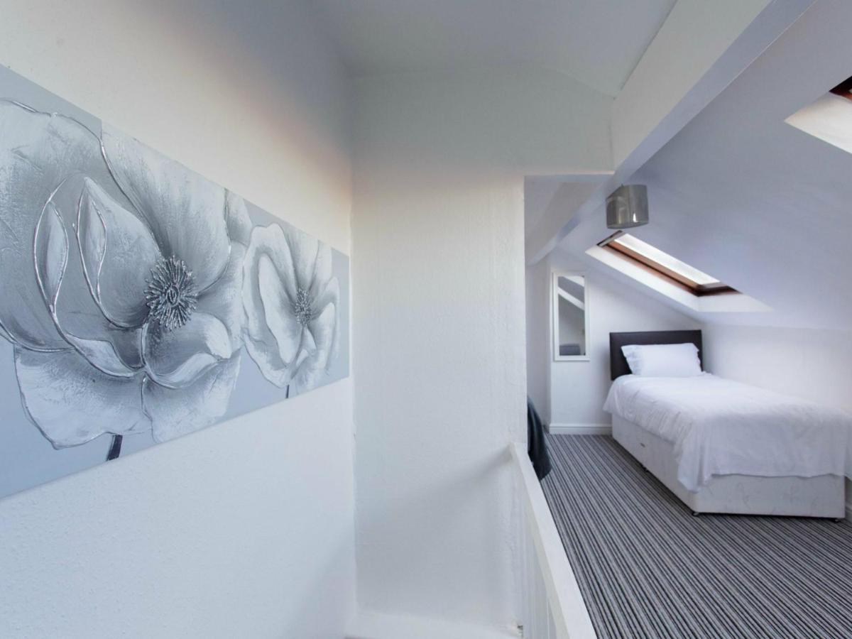Dean House Apartment Leeds (West Yorkshire)