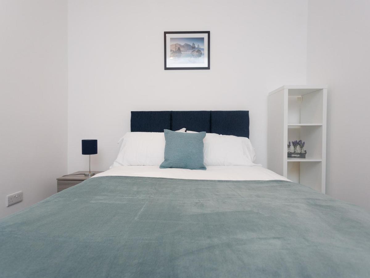 Hillcrest Apartment