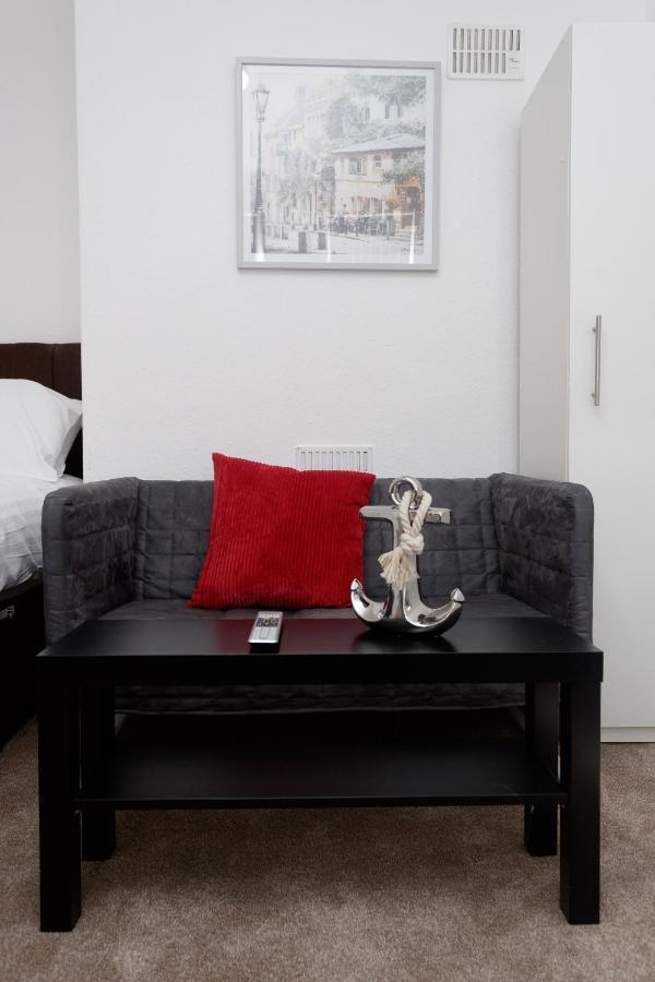 Kirkstall House Apartment Leeds (West Yorkshire)