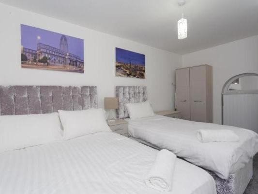 Apartment Live In Leeds Nazarene *