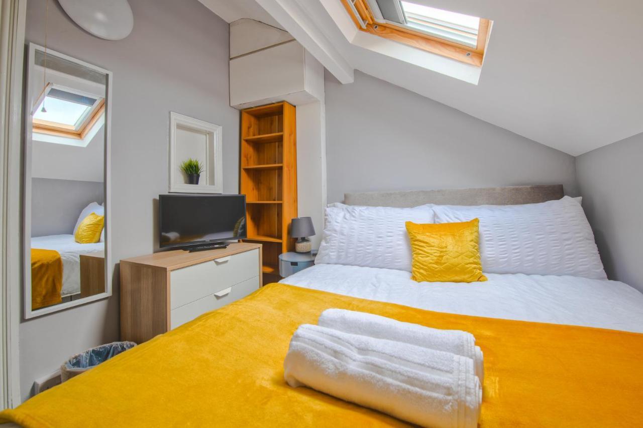 Skelton House - Short Leeds *