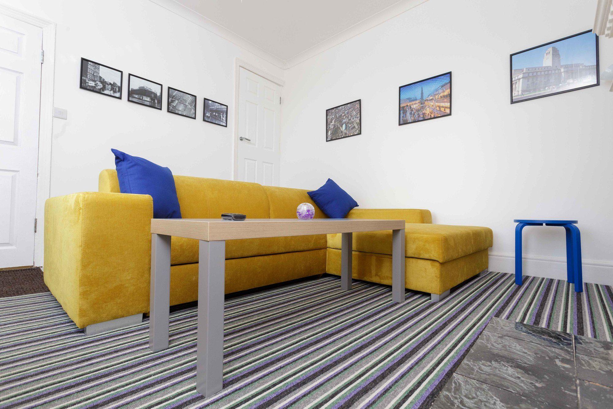 Copperfield House * Leeds (West Yorkshire)