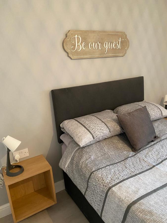 The Bed & Breakfast *