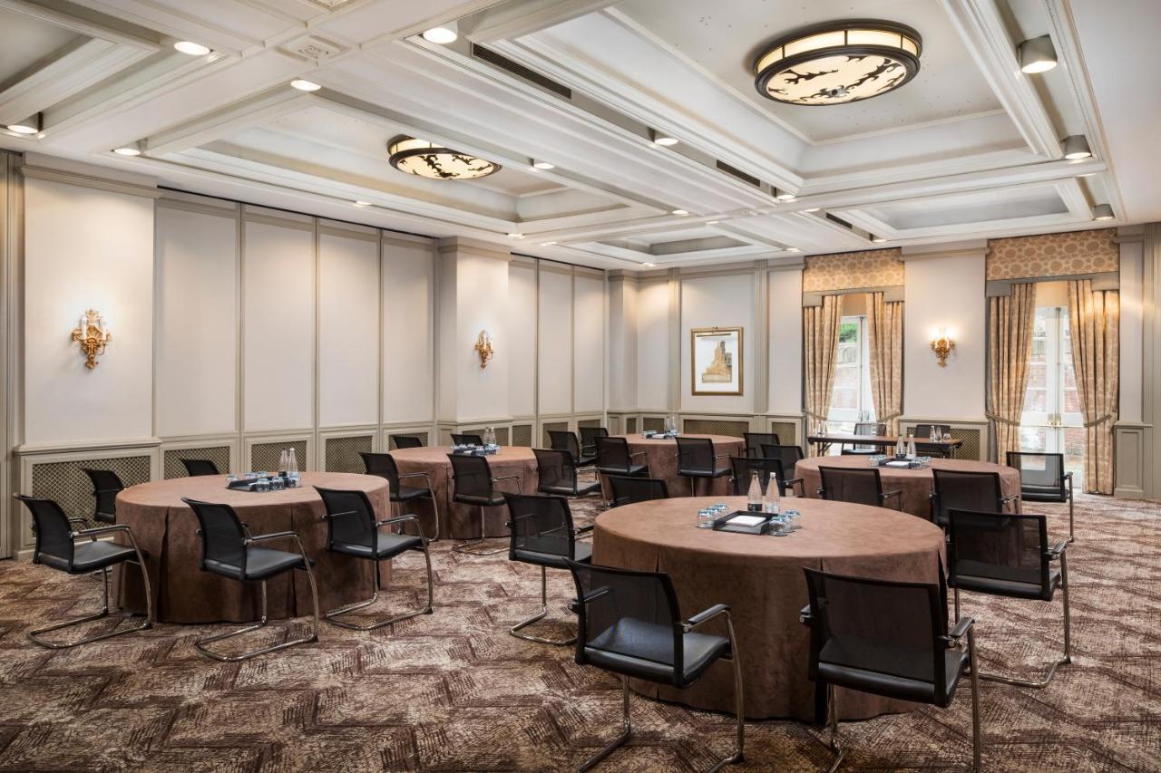 Oulton Hall Hotel, & Golf 4*
