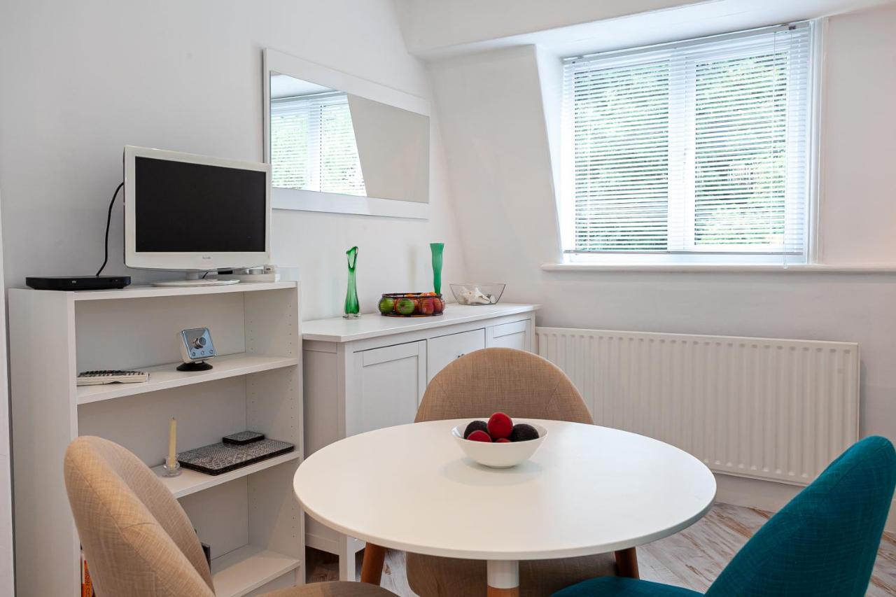 Cosy 2 Bed - Close To Leeds Centre Apartment