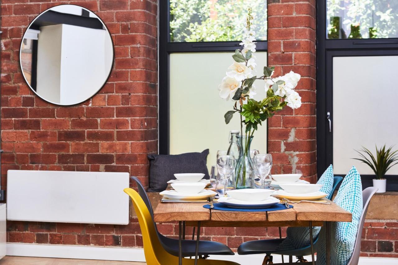 The Grand Manhattan In Leeds Apartment