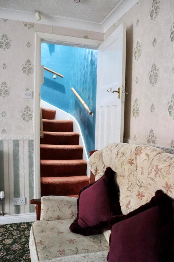 Holiday home Exquisite Folk Victorian One-bed House: Leeds (West Yorkshire)