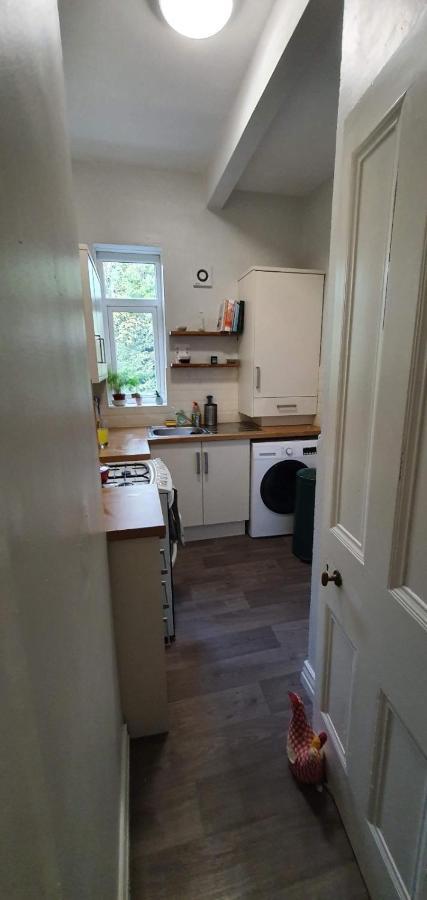 Cosy 2bed Near Roundhay Park * Leeds (West Yorkshire)