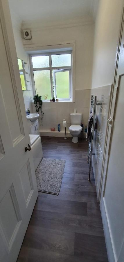 Cosy 2bed Near Roundhay Park Apartment Leeds (West Yorkshire)