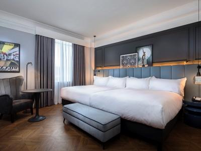 The Queens Hotel 4*