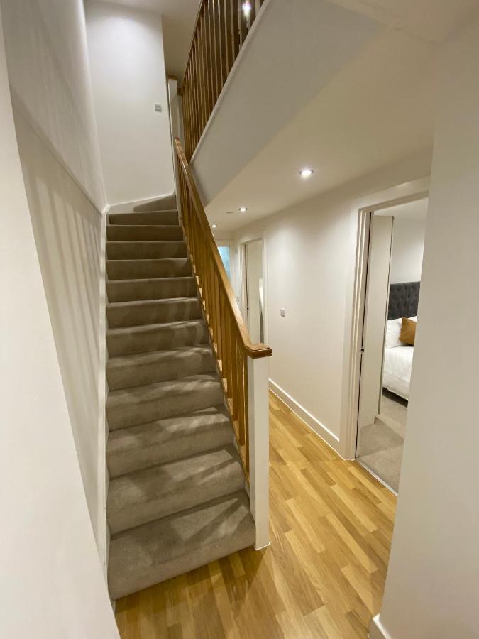 Apartment Modern 2 Bed With Juliet Balcony - Dhb Leeds (West Yorkshire)
