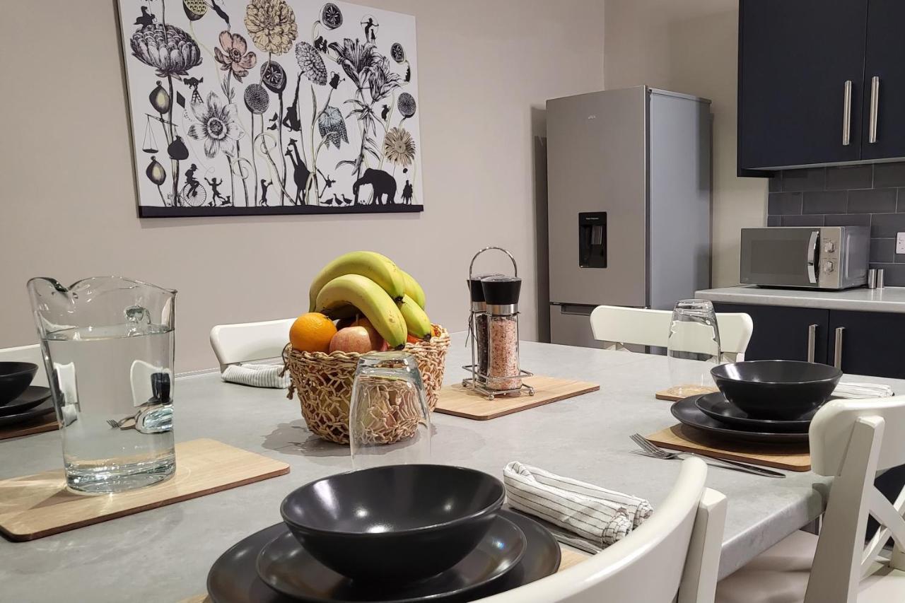 Apartment Kepler Modern 4 Bedroom 1 Mile From Leeds Centre Leeds (West Yorkshire)