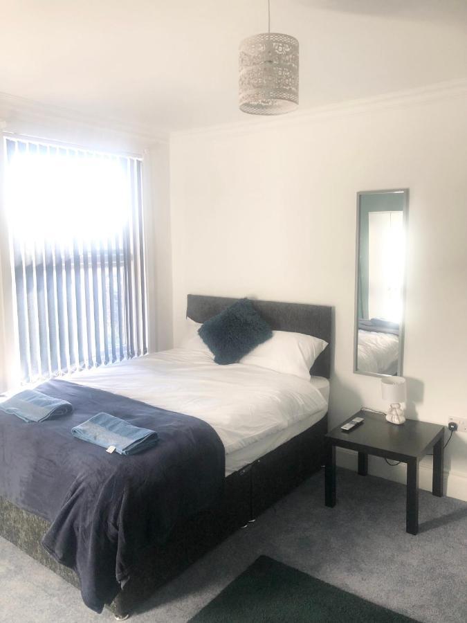 Apartment Beautiful 3 Bedroom 2 Bathroom House Close To Centre Leeds (West Yorkshire)