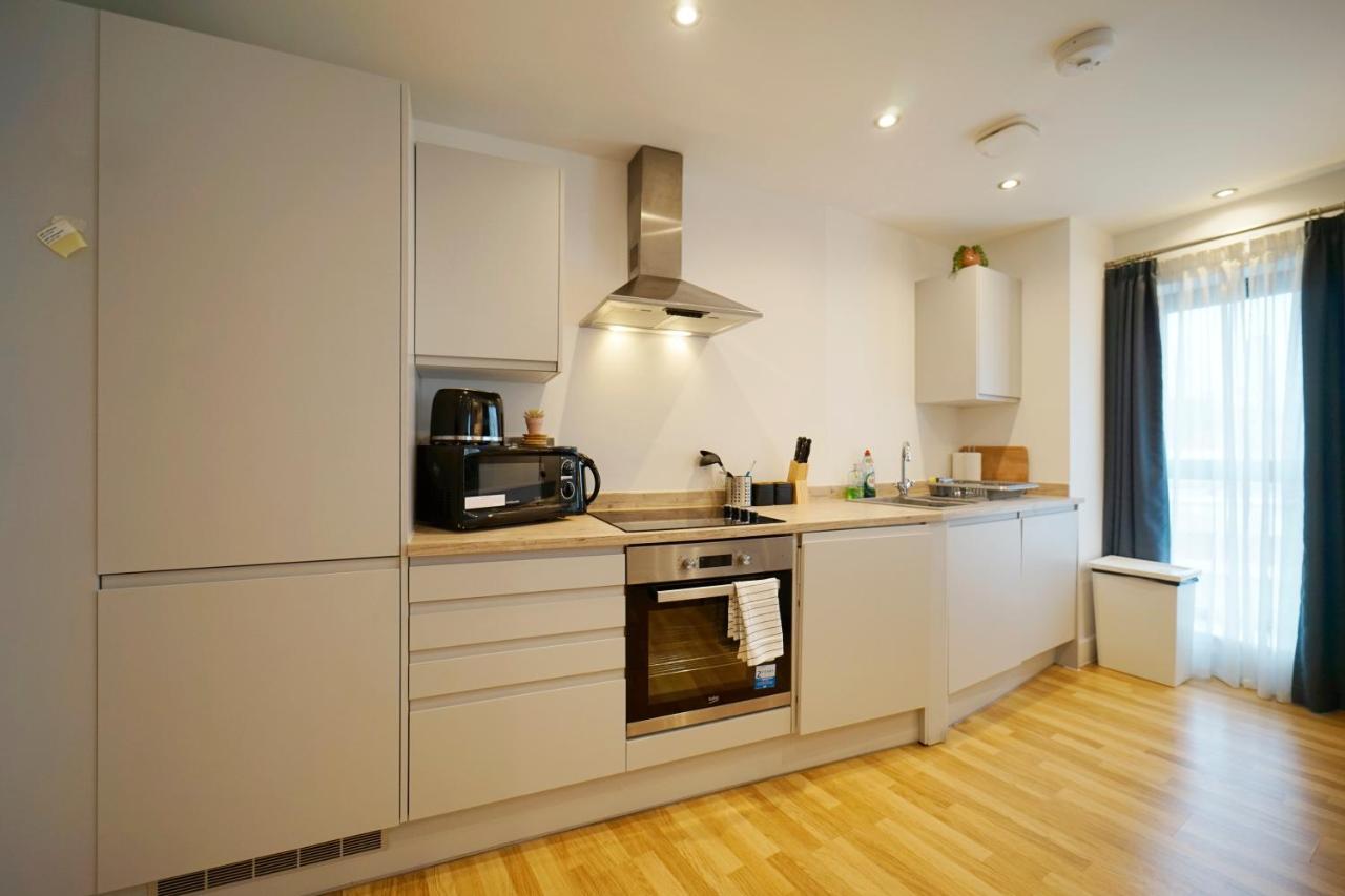 Apartment Modern 2 Bed With Juliet Balcony - Dhb Leeds (West Yorkshire)