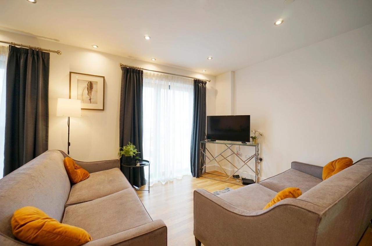 Apartment Modern 2 Bed With Juliet Balcony - Dhb Leeds (West Yorkshire)