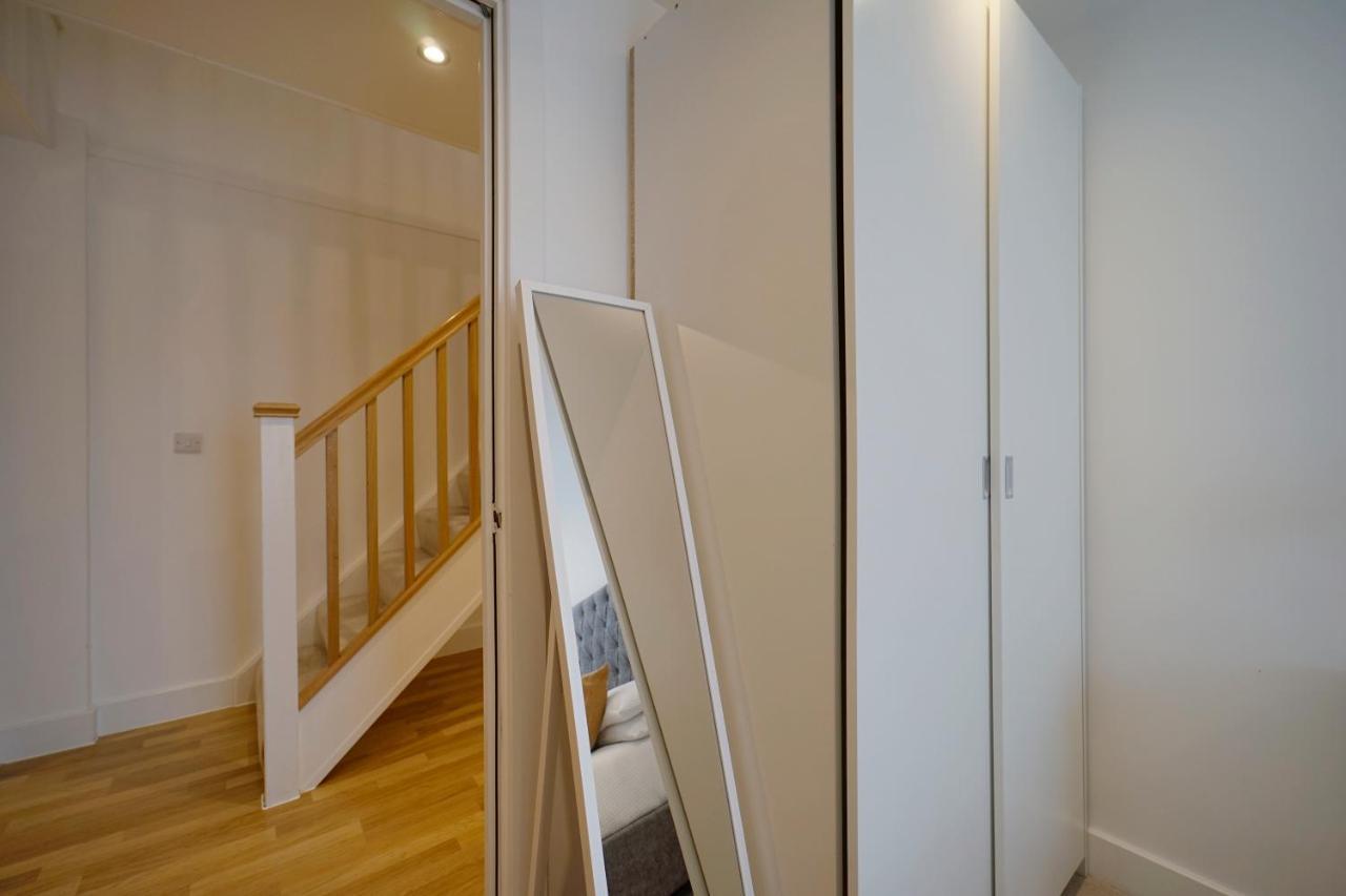 Modern 2 Bed With Juliet Balcony - Dhb *